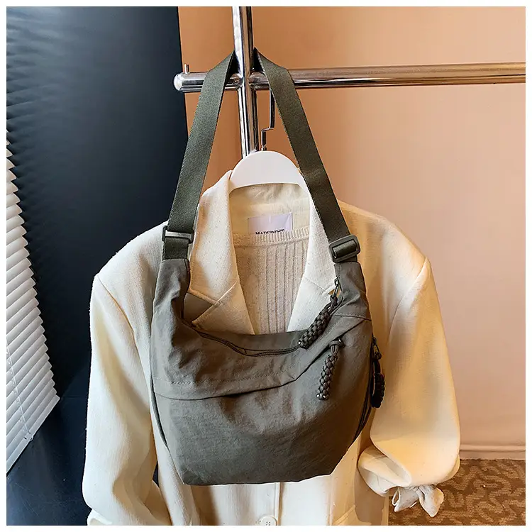 Nylon Crossbody Bag Large Capacity Japanese Style — feature 32
