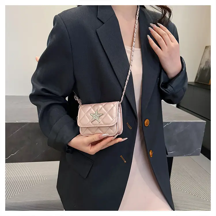 Silver Star Crossbody Bag for Women 2025 — feature 26