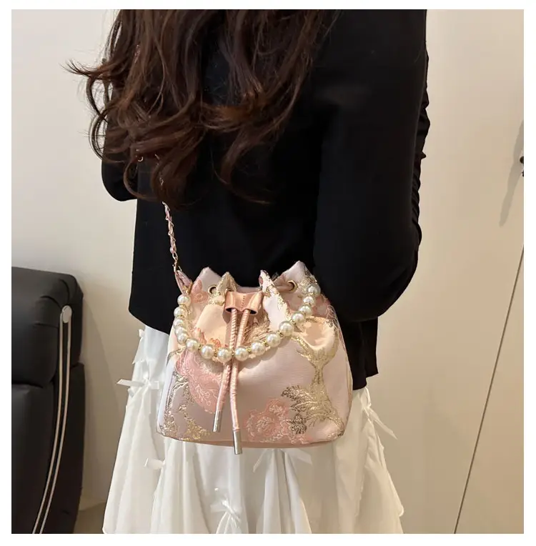 Pearl Embroidered Hand Bag for Women 2025 Summer — feature 15