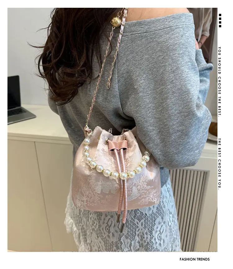 Pearl Embroidered Hand Bag for Women 2025 Summer — feature 2
