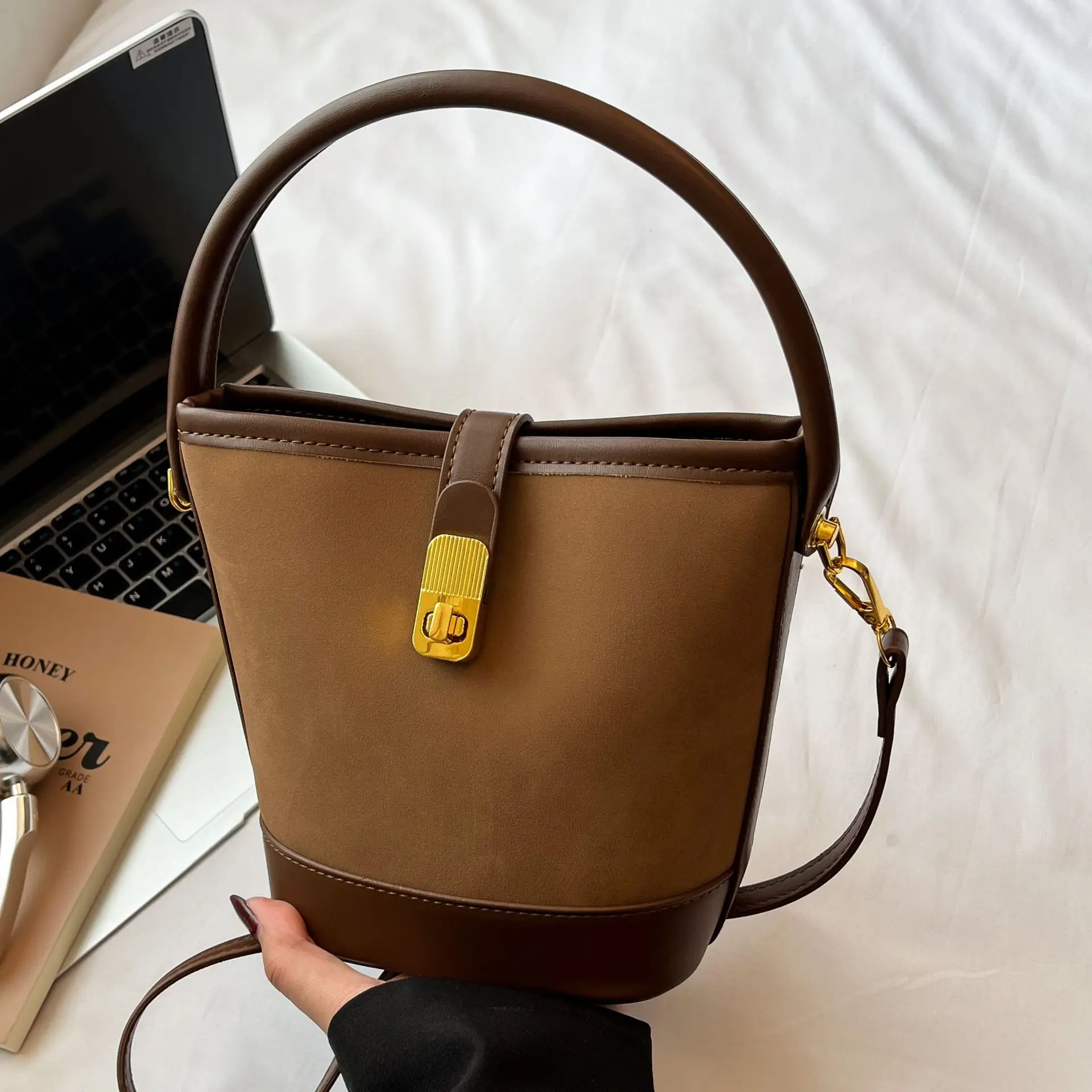 Women's Retro Bucket Bag Brown Leather Shoulder Crossbody - Image 5