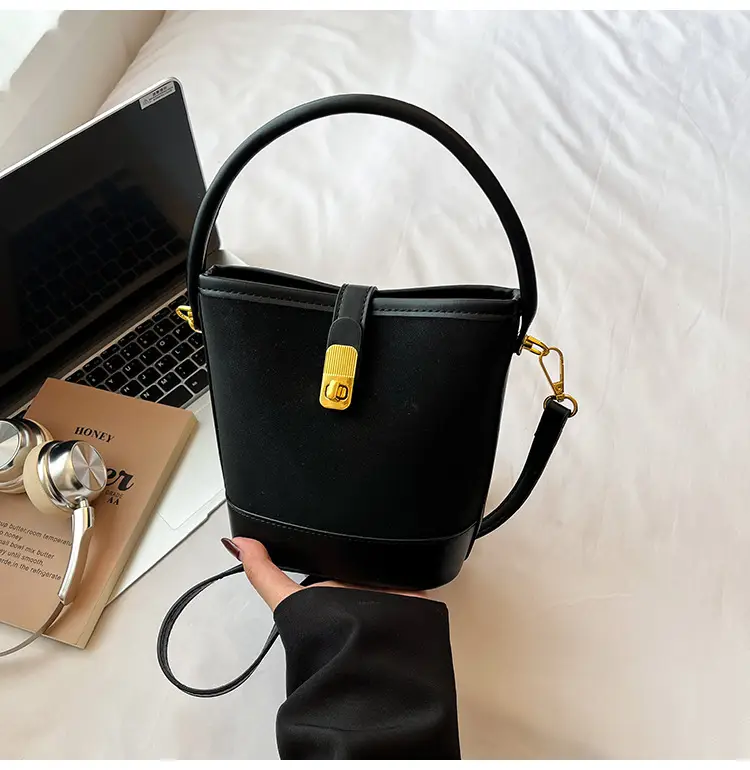 Women's Retro Bucket Bag Brown Leather Shoulder Crossbody - Image 3