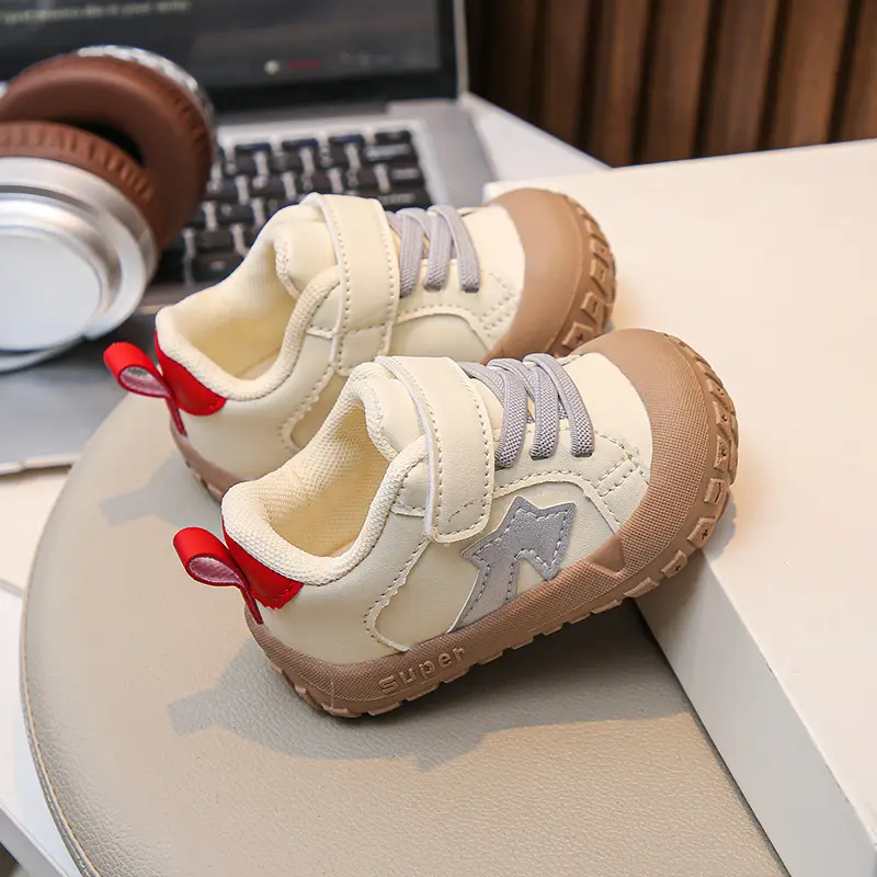 2025 New Sports Shoes Breathable White Shoes for Women 3 Baby Toddler Shoes Spring and Autum 1-2 One Year Old Soft Bottom Baby