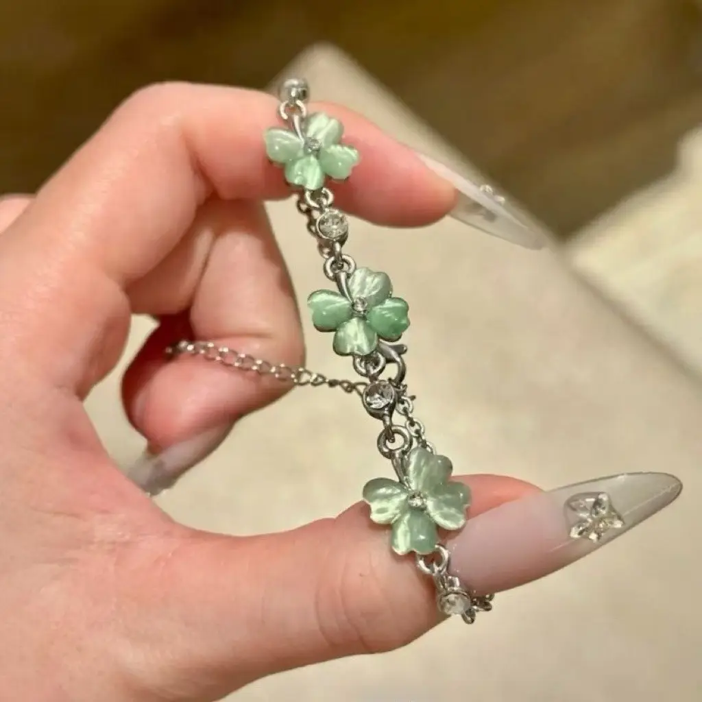Four-Leaf Clover Lucky Bracelet Set Green Silver — feature 2