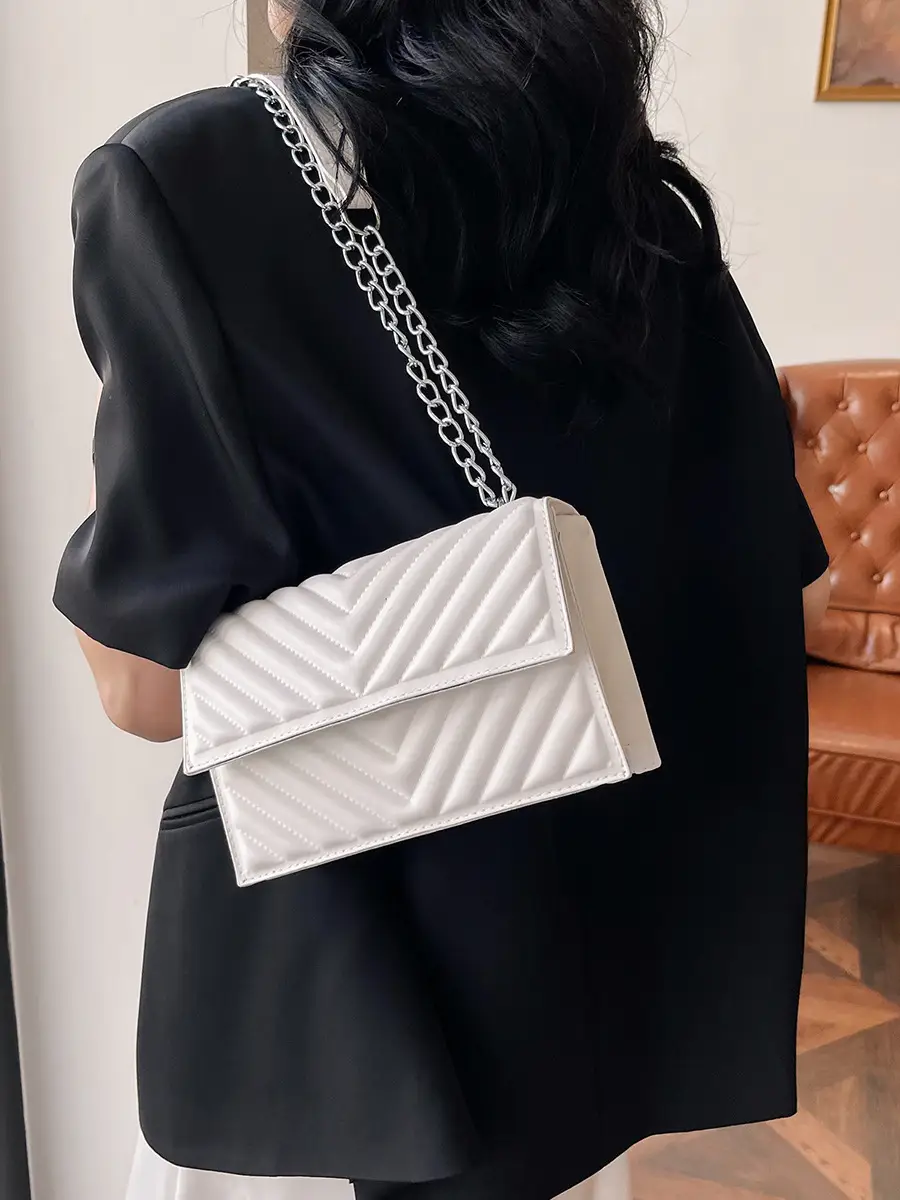 White Quilted Chain Shoulder Bag for Women - Image 2