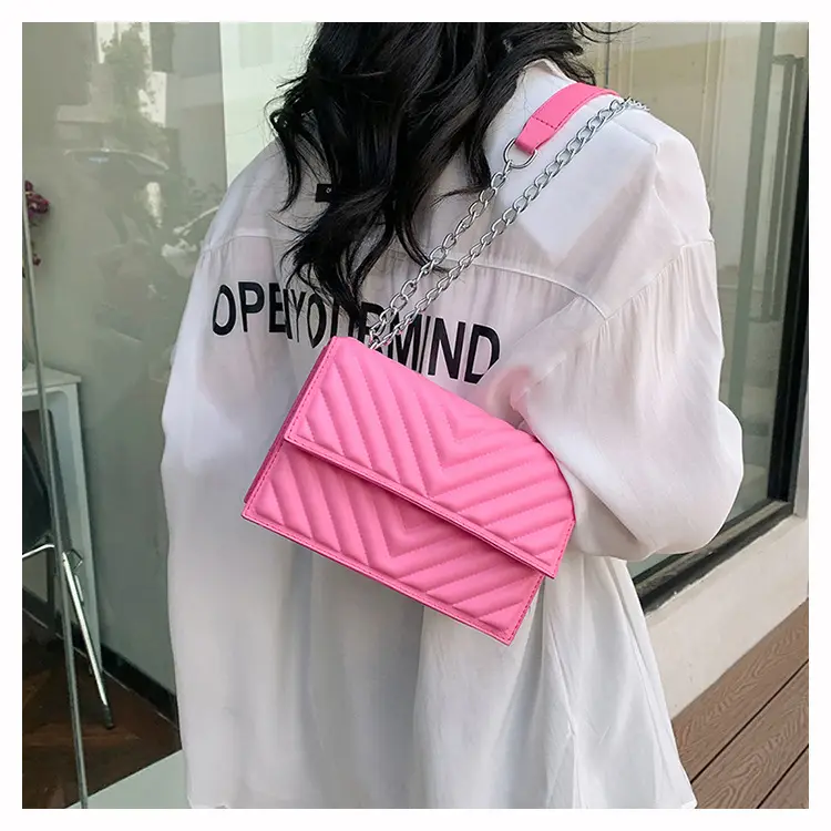 White Quilted Chain Shoulder Bag for Women — feature 34