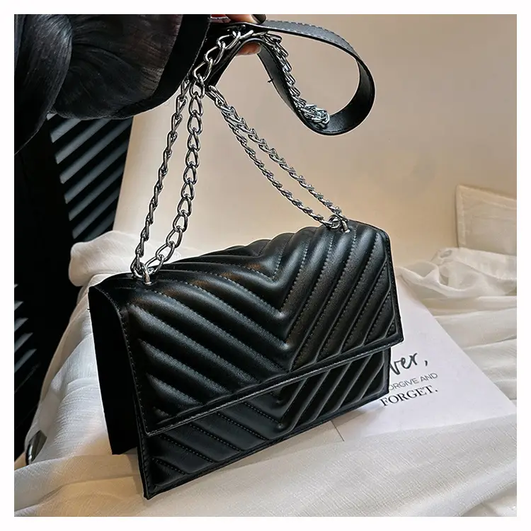 White Quilted Chain Shoulder Bag for Women — feature 37
