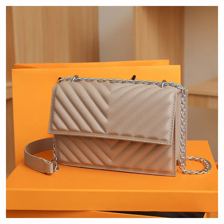 White Quilted Chain Shoulder Bag for Women — feature 44