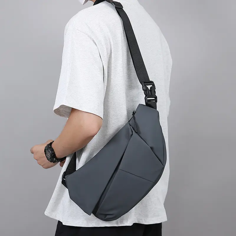 Men's Large Capacity Crossbody Bag Lightweight Cycling Bag