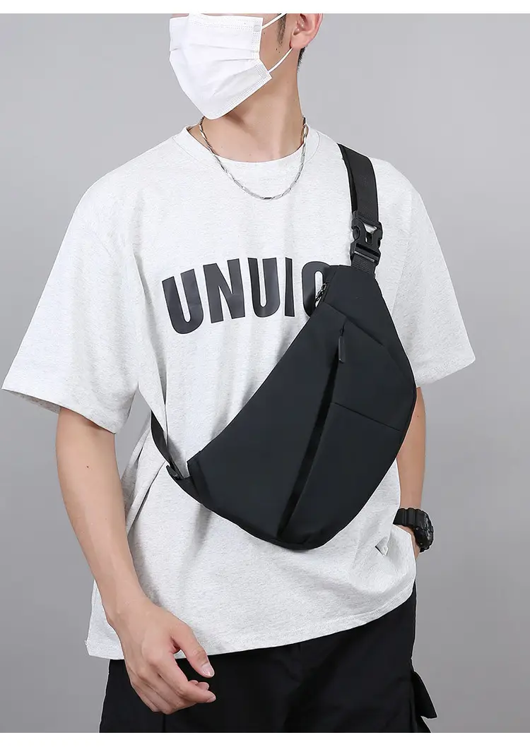 Men's Large Capacity Crossbody Bag Lightweight Cycling Bag — feature 25