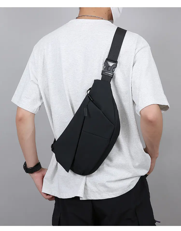 Men's Large Capacity Crossbody Bag Lightweight Cycling Bag — feature 27