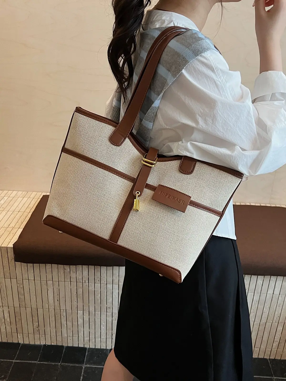 Women Cross-Border Tote Bag Brown Beige Leather Strap Large Capacity - Image 4