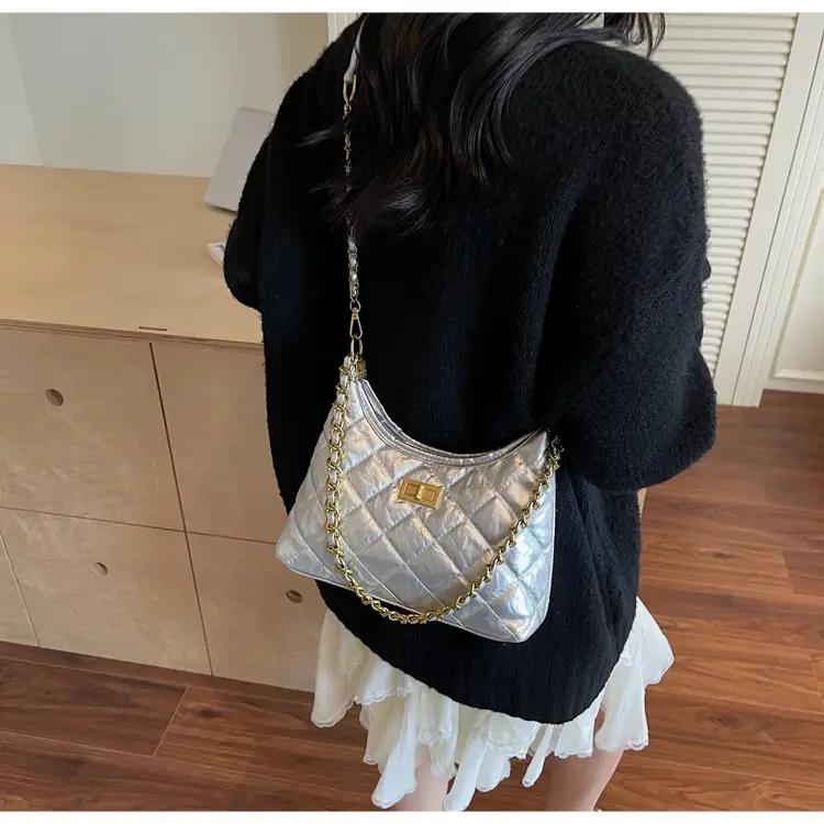 Silver Quilted Chain Tote Bag for Women 2025 — feature 13