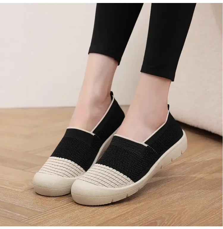 2026 Summer New Style Women's Old Beijing Cloth Shoes, Casual Fly-Knit Mesh Comfortable Non-Slip Soft-Soled Casual Mom Shoes — feature 18