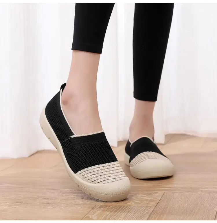2026 Summer New Style Women's Old Beijing Cloth Shoes, Casual Fly-Knit Mesh Comfortable Non-Slip Soft-Soled Casual Mom Shoes — feature 19