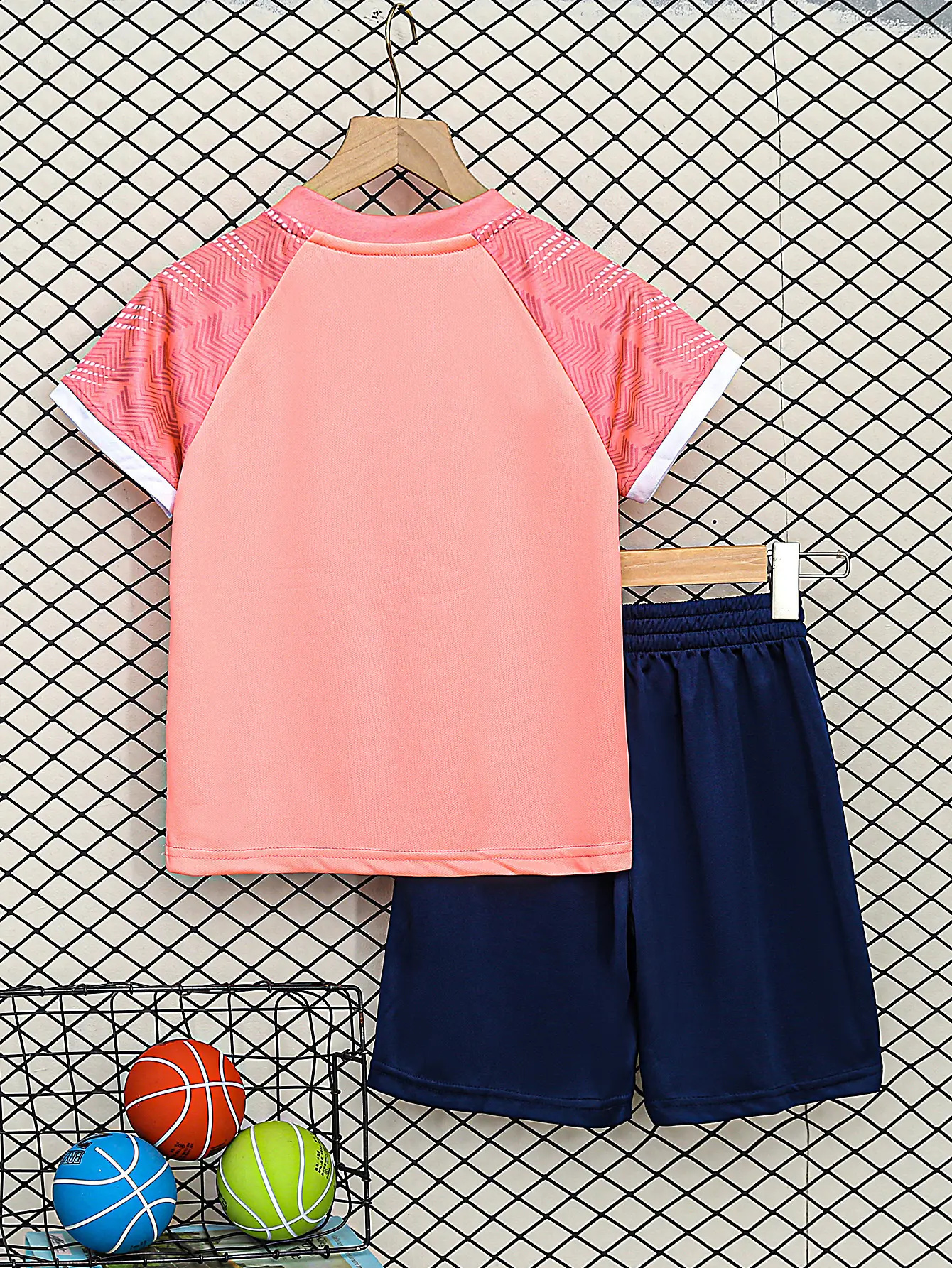 Children's Pink Graphic Shorts T-Shirt Set for Boys - Image 3