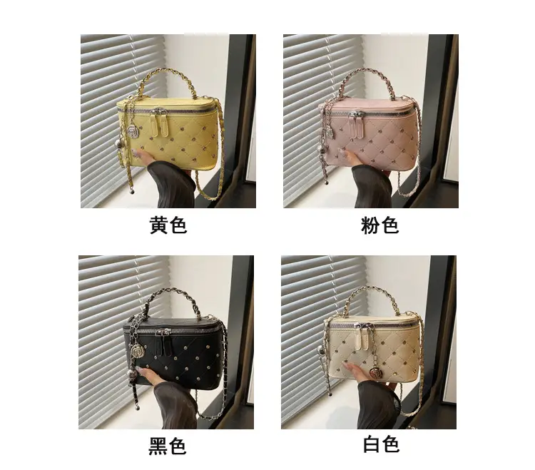 Trendy Textured Quilted Handbag for Women 2025 — feature 2