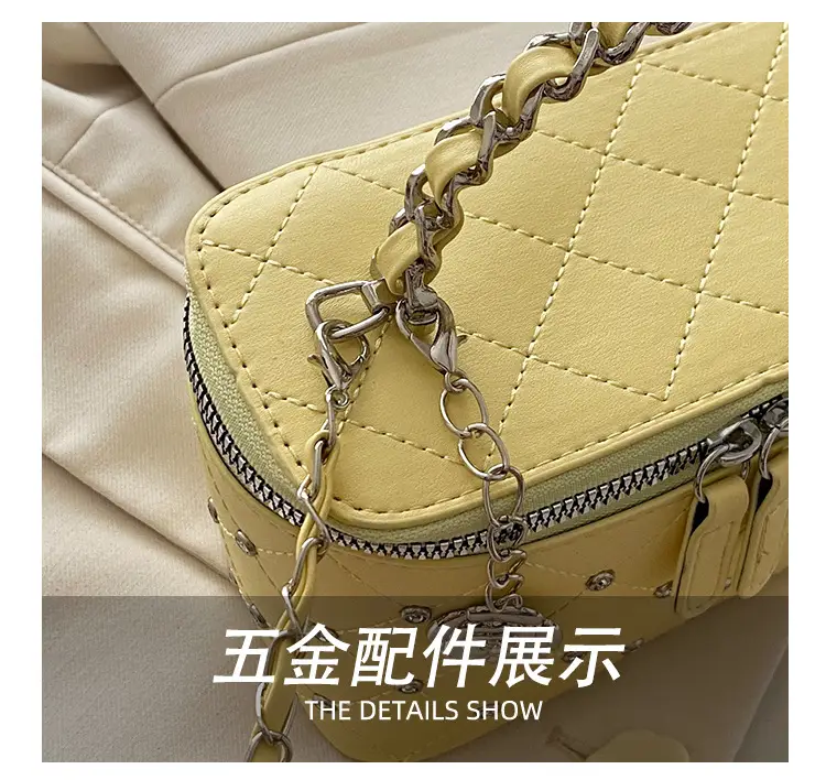 Trendy Textured Quilted Handbag for Women 2025 — feature 4