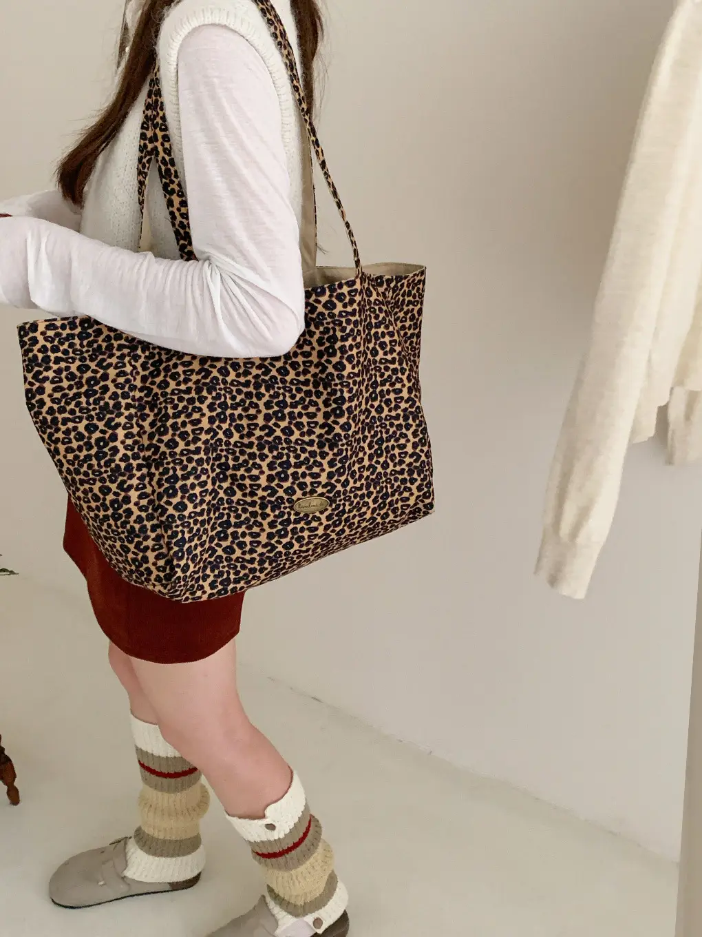 Retro Leopard Print Double-Sided Shoulder Bag for Women — feature 18