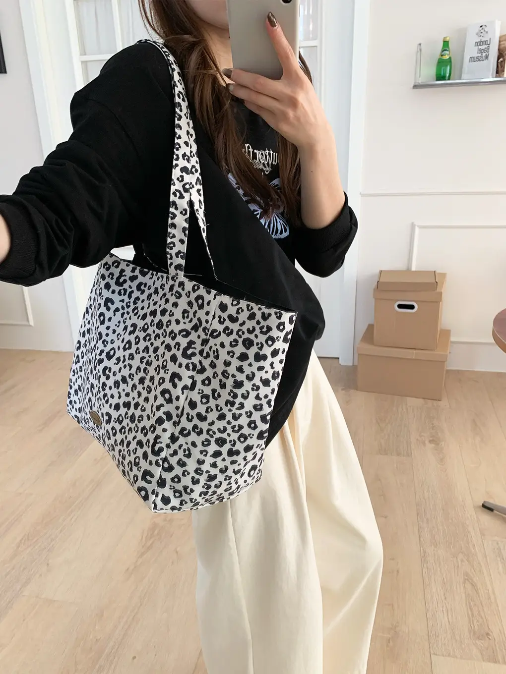 Retro Leopard Print Double-Sided Shoulder Bag for Women — feature 6