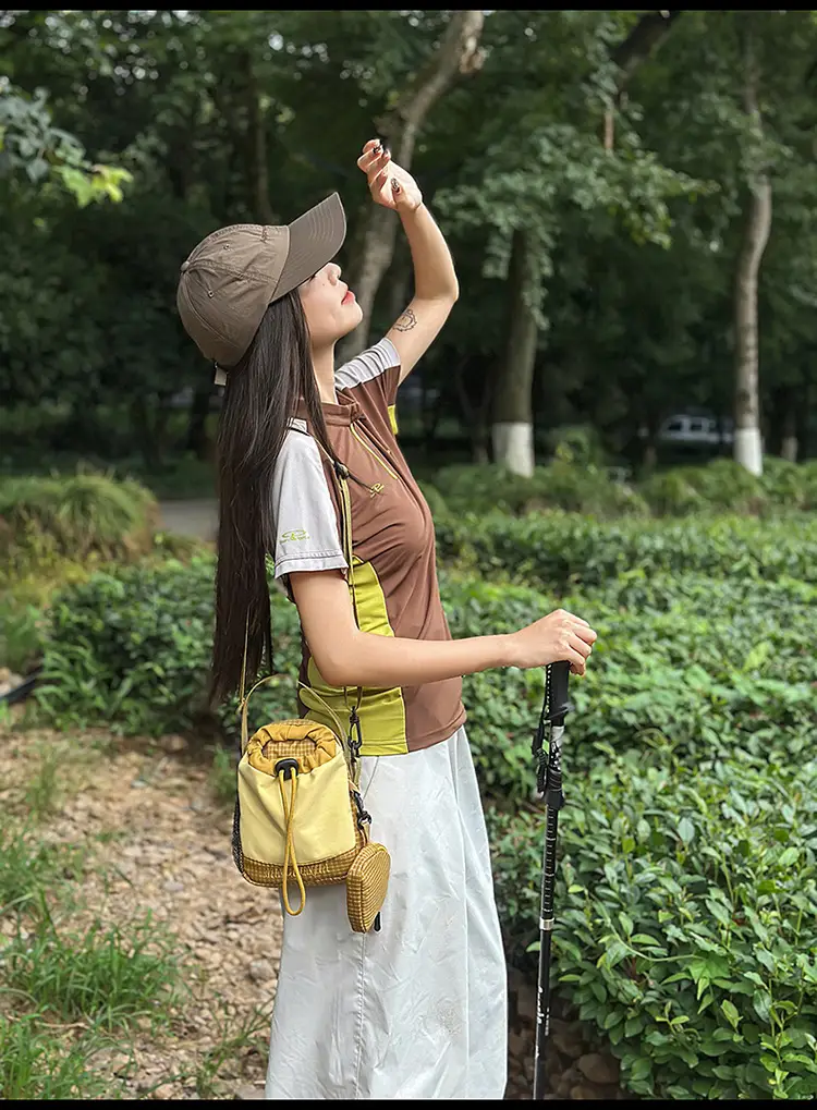 Blue Drawstring Shoulder Bag with Crossbody Strap for Men Women — feature 21