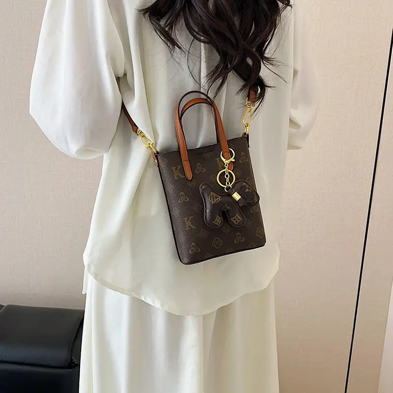 Luxury Retro Printed Mobile Phone Bag for Women - Image 6