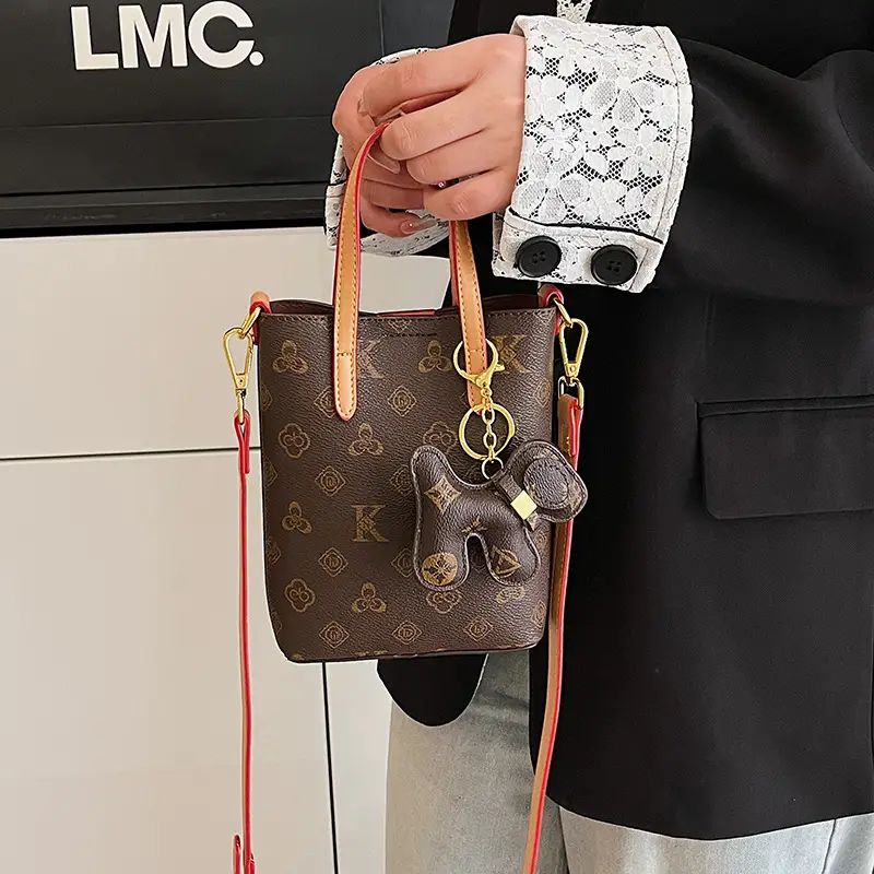 Luxury Retro Printed Mobile Phone Bag for Women - Image 8