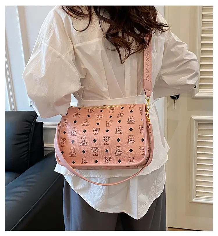 2025 Large Capacity Casual Shoulder Crossbody Bag — feature 1