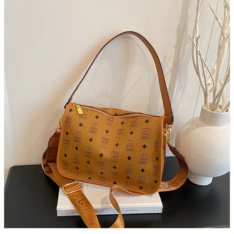 2025 Large Capacity Casual Shoulder Crossbody Bag — feature 12