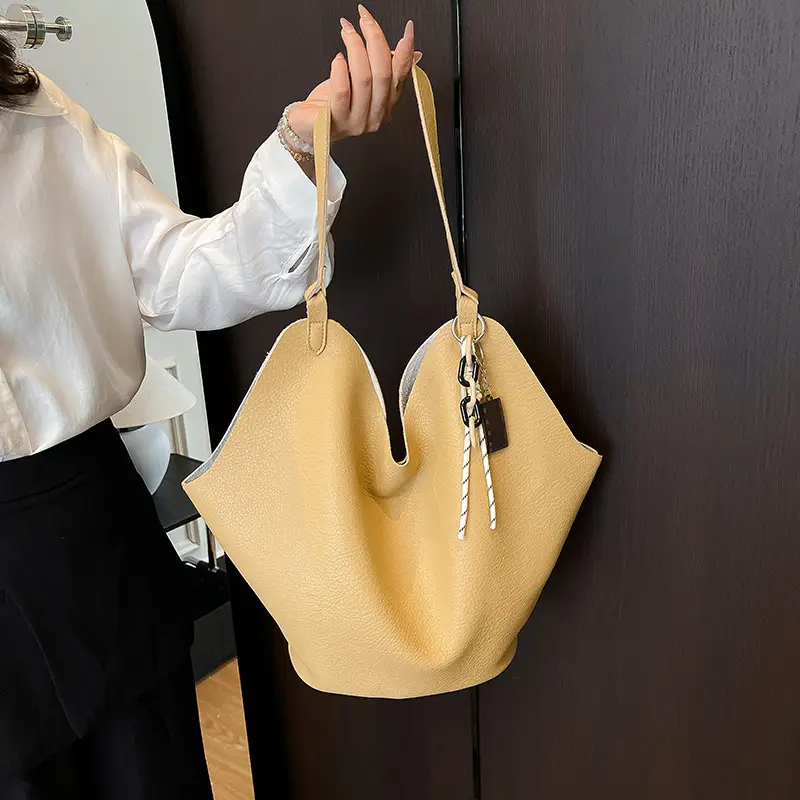 Brown Crossbody Bag for Women Large Capacity Mother In Law Bag — feature 6