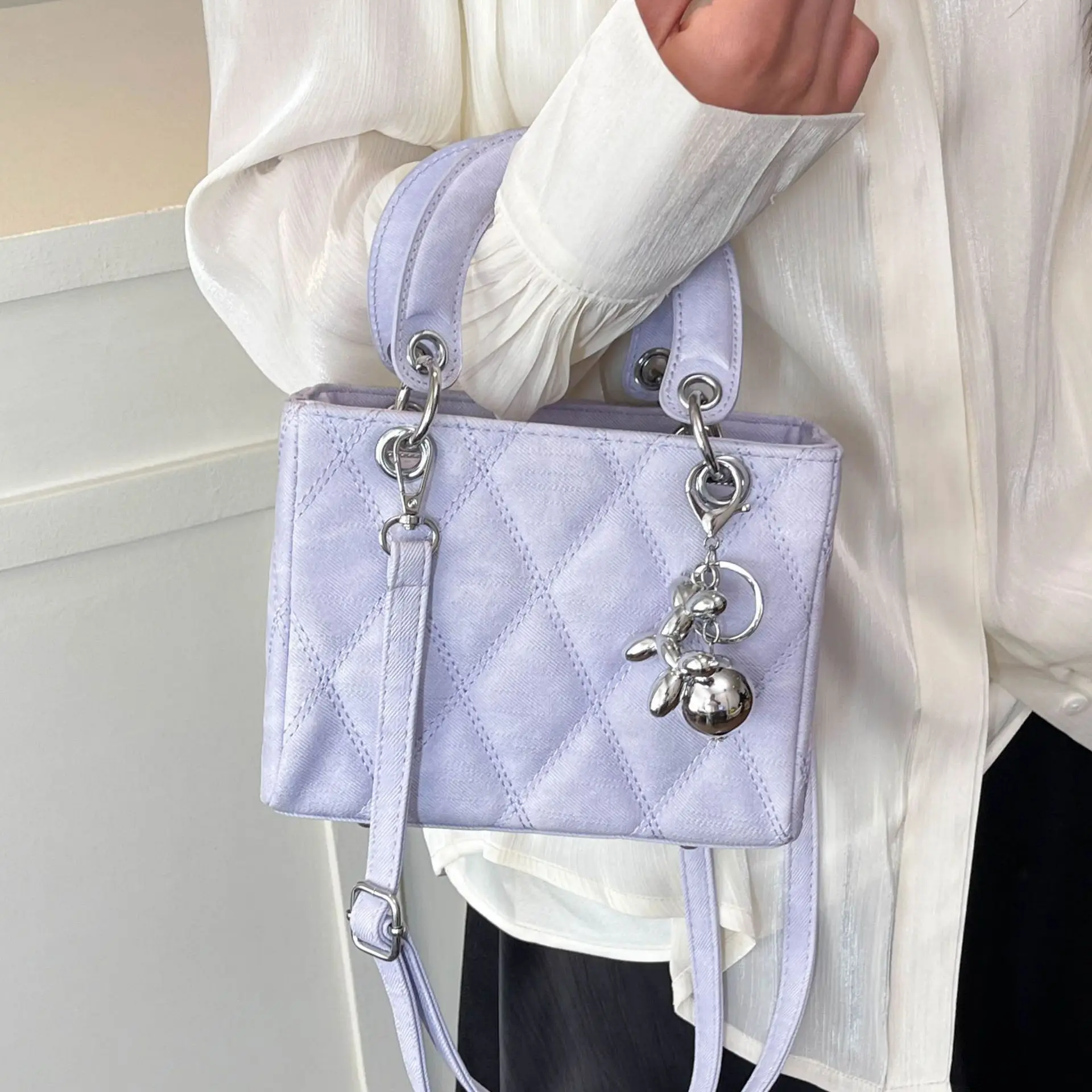 Luxury Grey Quilted Shoulder Bag with Chain Detail - Image 7
