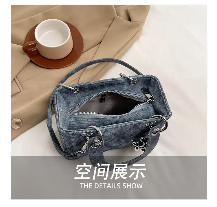 Luxury Grey Quilted Shoulder Bag with Chain Detail — feature 10