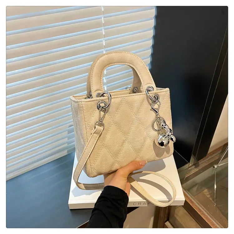 Luxury Grey Quilted Shoulder Bag with Chain Detail - Image 4