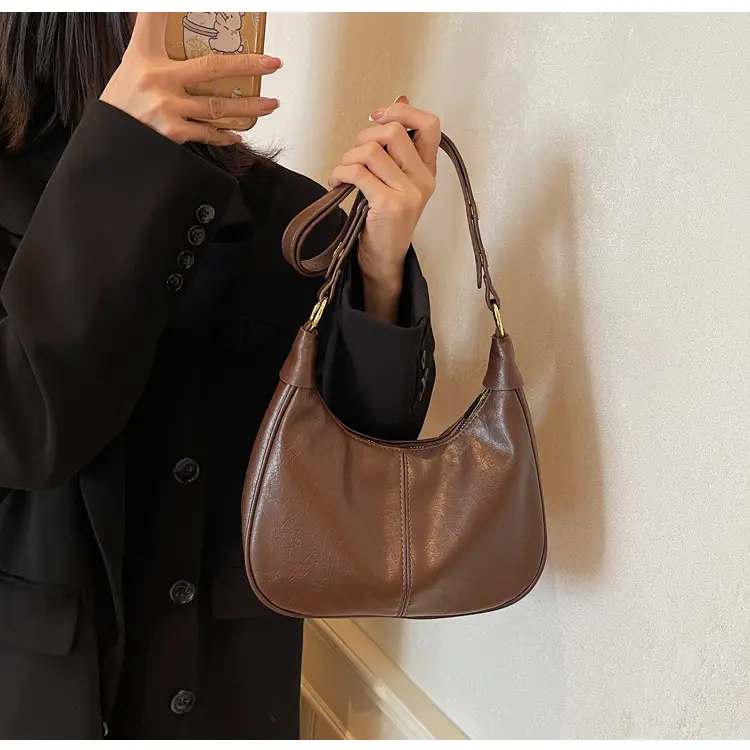 Retro Brown Leather Shoulder Bag Women 2025 — feature 13