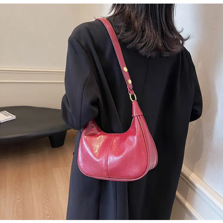 Retro Brown Leather Shoulder Bag Women 2025 — feature 16