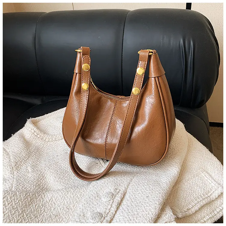 Retro Brown Leather Shoulder Bag Women 2025 — feature 3