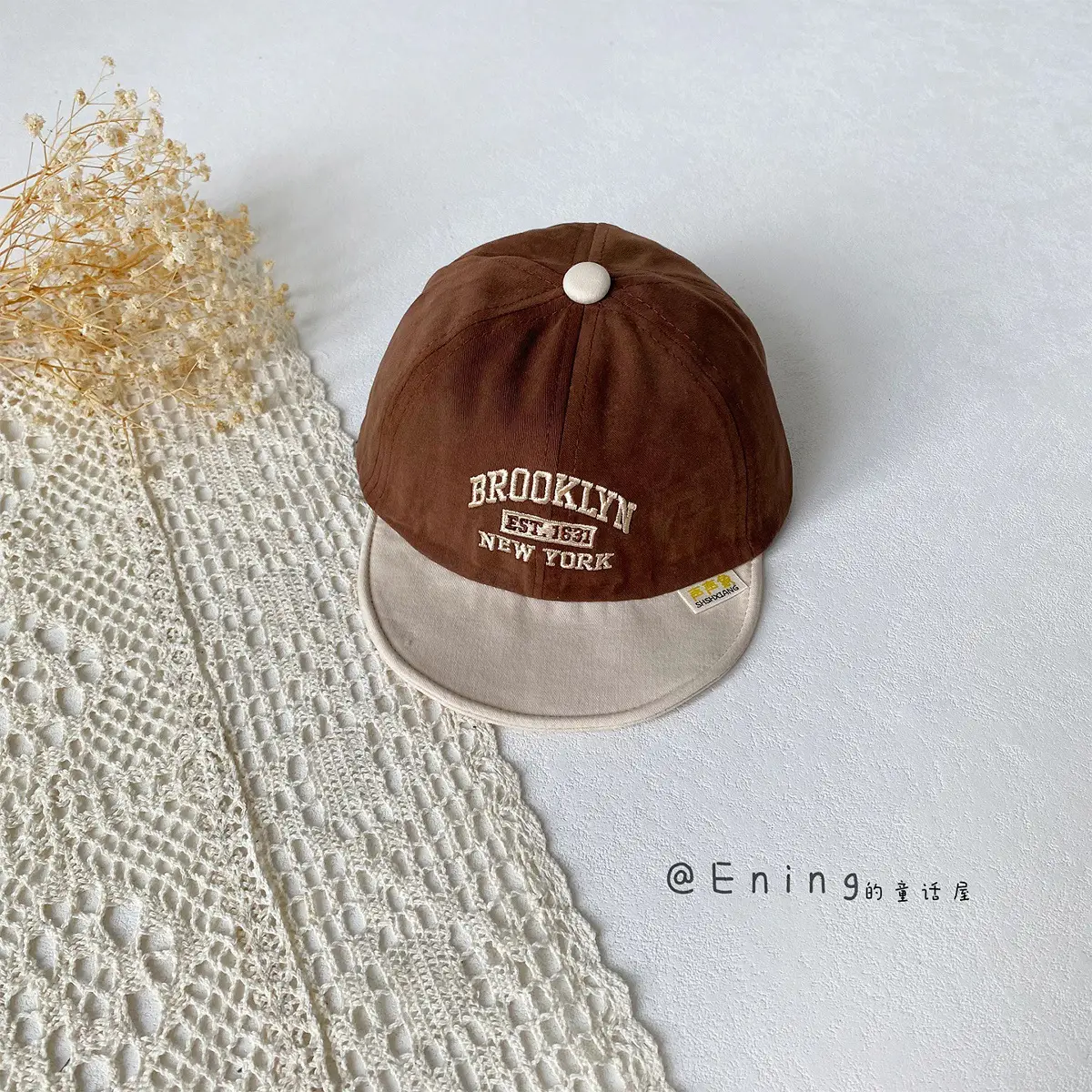 Red Baseball Cap for Boys Girls Sun Protection - Image 2