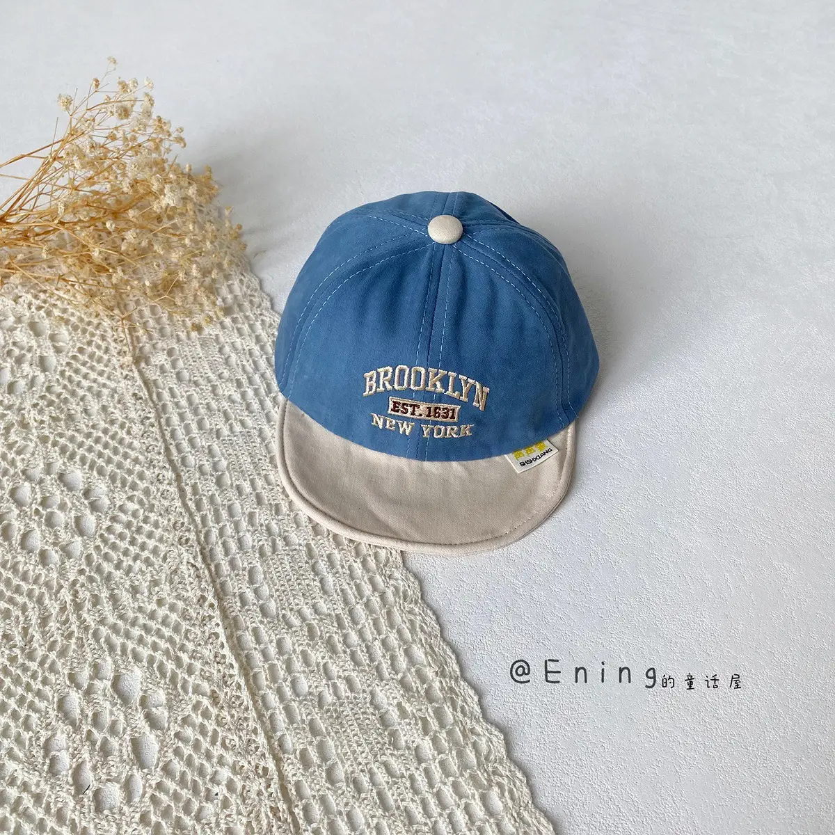 Red Baseball Cap for Boys Girls Sun Protection - Image 3