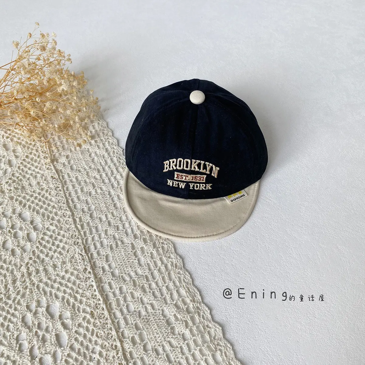Red Baseball Cap for Boys Girls Sun Protection - Image 4
