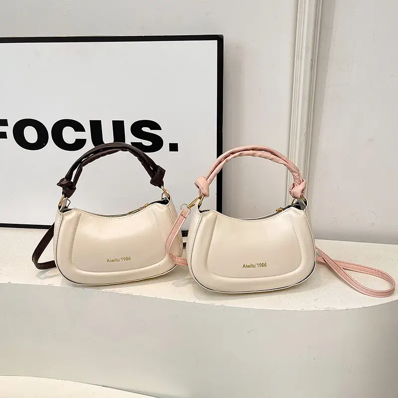 French Retro Niche Commuter Bag Cream 2025 - Image 6