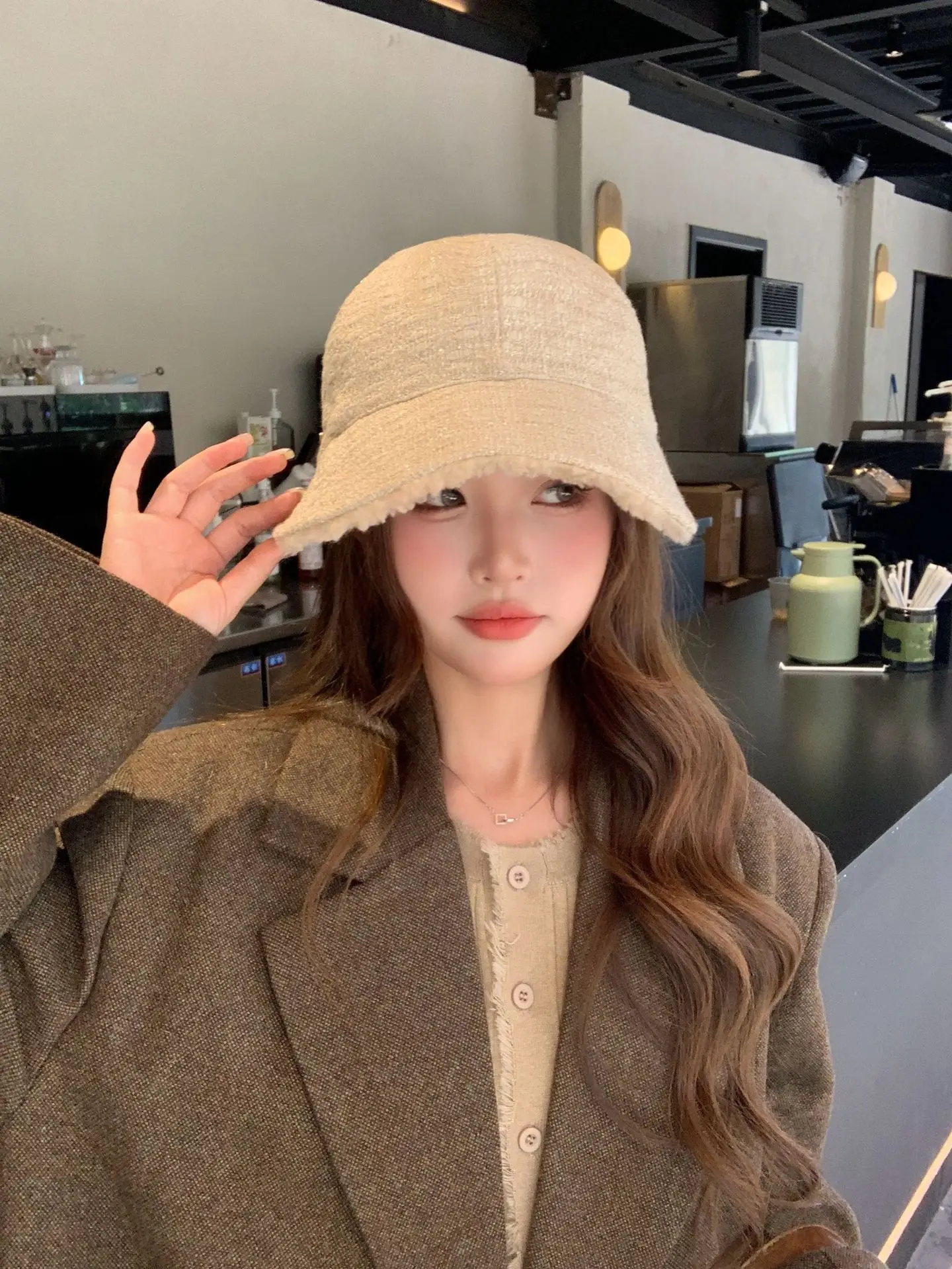 Women Wool Duckbill Cap with Large Brim Cream — feature 7