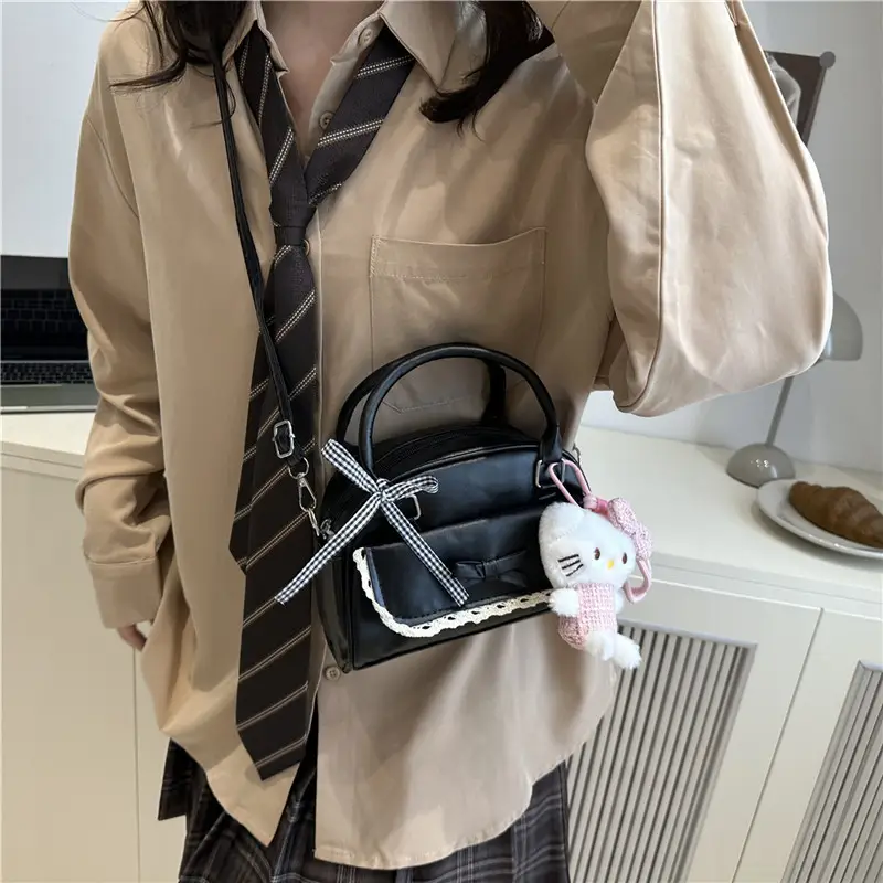 Cute Cartoon Boston Bag 2025 Summer New Large Capacity Textured Shoulder Crossbody Bag - Image 11