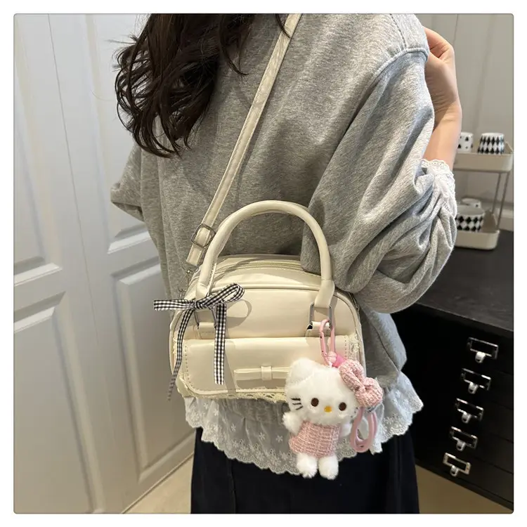 Cute Cartoon Boston Bag 2025 Summer New Large Capacity Textured Shoulder Crossbody Bag — feature 19