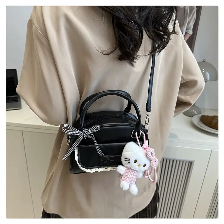 Cute Cartoon Boston Bag 2025 Summer New Large Capacity Textured Shoulder Crossbody Bag — feature 32