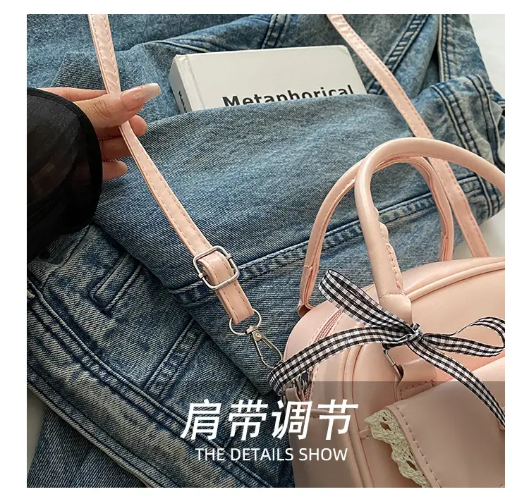 Cute Cartoon Boston Bag 2025 Summer New Large Capacity Textured Shoulder Crossbody Bag — feature 6