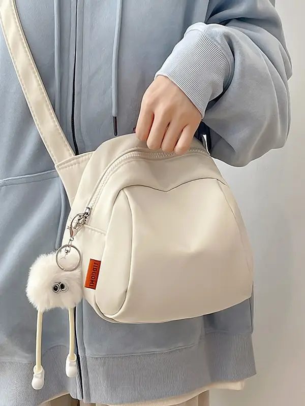 Lightweight Nylon Niche Shoulder Bag for Women - Image 4