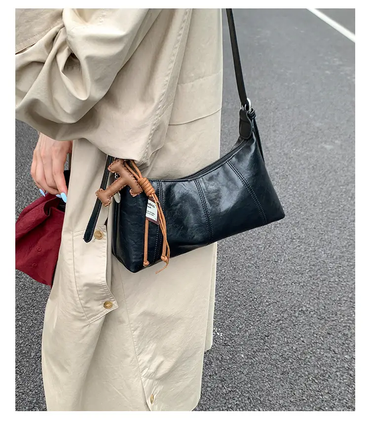Women's Yellow Leather Shoulder Bag 2025 New Niche Design — feature 27