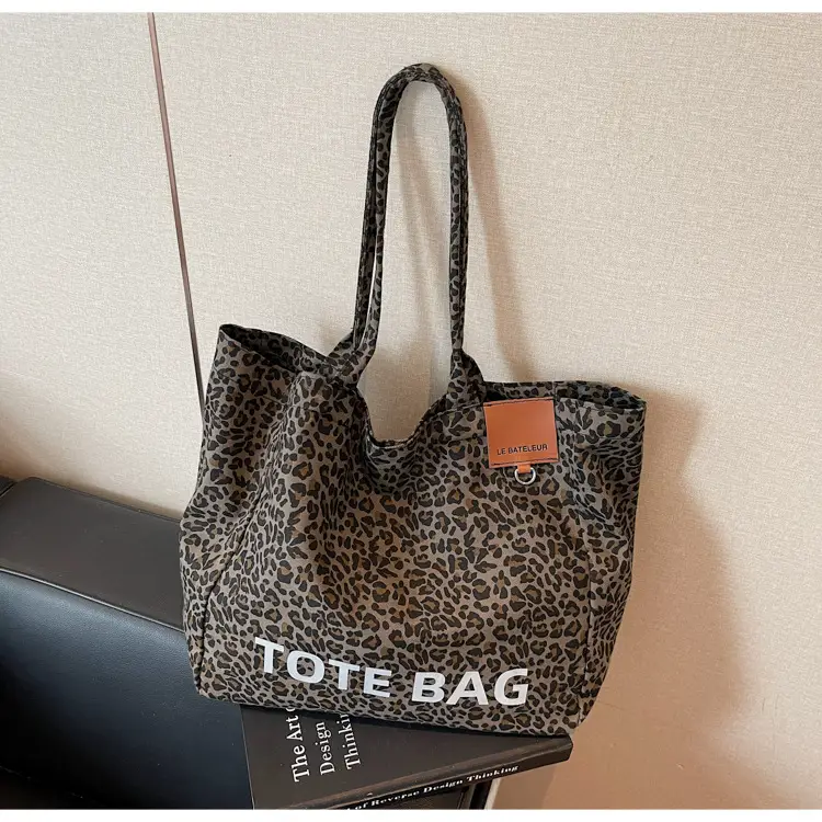Leopard Print Large Capacity Women's Canvas Tote Bag — feature 12