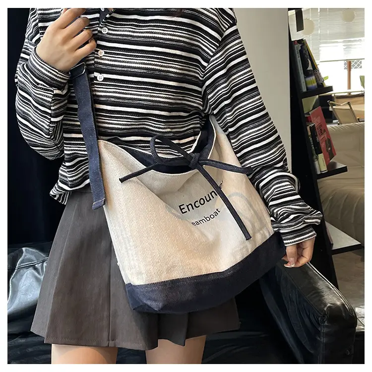 Women's Large Capacity Cloth Shoulder Crossbody Bag — feature 13