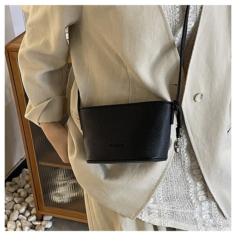 Red Korean Style Shoulder Crossbody Bag for Women — feature 15